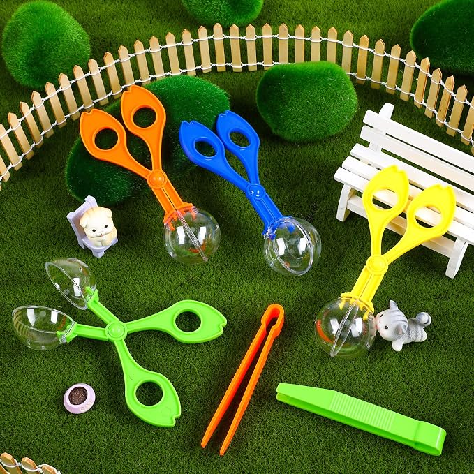 Mudder 12 Pcs Sensory Bin Tools, 6 Bug Catching Tweezers & 6 Scoopers, Hands Fine Motor Tool Set, Fine Motor Skills Toys Backyard Explorer Outdoor Tool Nature Exploration Observation