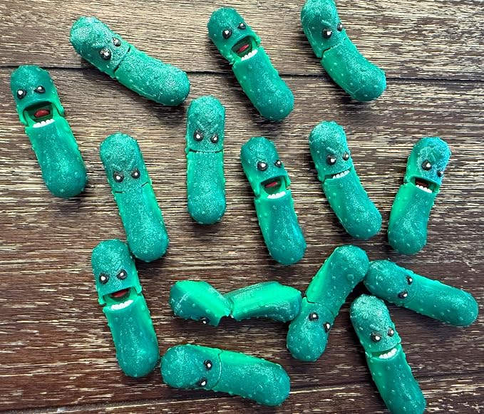 Tickle Pickle Fidget Toy - Pickle Fidget - Fidget Toy (Angry)