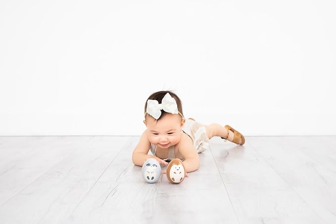 Pearhead Baby Wooden Wobble Toy Set, Raccoon and Hedgehog Balance Toys | FSC-Certified Wood, Montessori-Inspired Tummy Time Play, Sensory Development, Hand-Eye Coordination, Toddler Gift, Ages 6M+