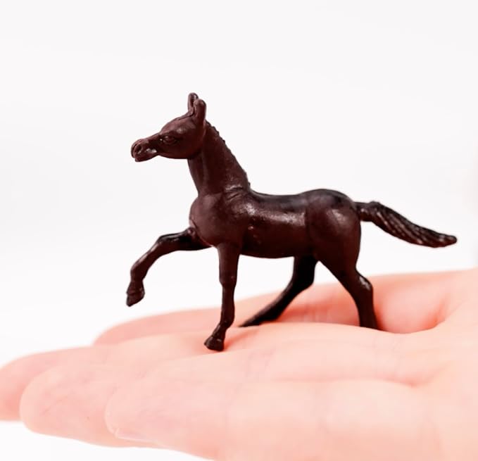 Terra by Battat Horse Toys, 60 Wild Horses Tube, Mini Animal Figures, Tubes | 60 plastic horse figurines in a portable tube; realistic poses for play, collecting, dioramas, and school projects; 3+ Years