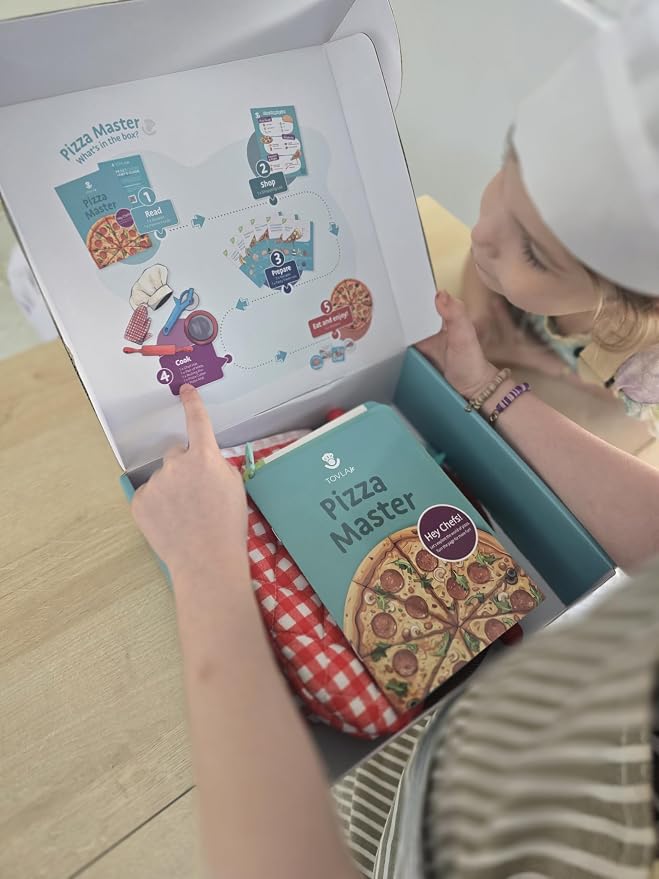 Kids Pizza Making Kit | Real Reusable Chef Tools | Ages 5-12 | Silicone Baking Mat Rolling Pin Pizza Cutter | Oven Mitts Chef Hat | 7 Visual Recipe Cards | Family Fun Birthday Gift