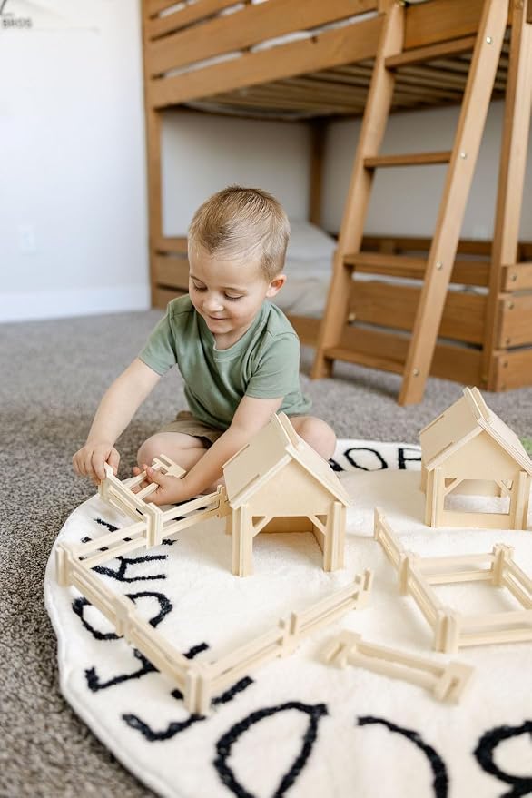 Natural Wood Farm Building Set for Kids Ages 3+, 34-Piece Farm Construction Toy with Interlocking Barns and Fences, Open-Ended Creative Building & Imaginative Play