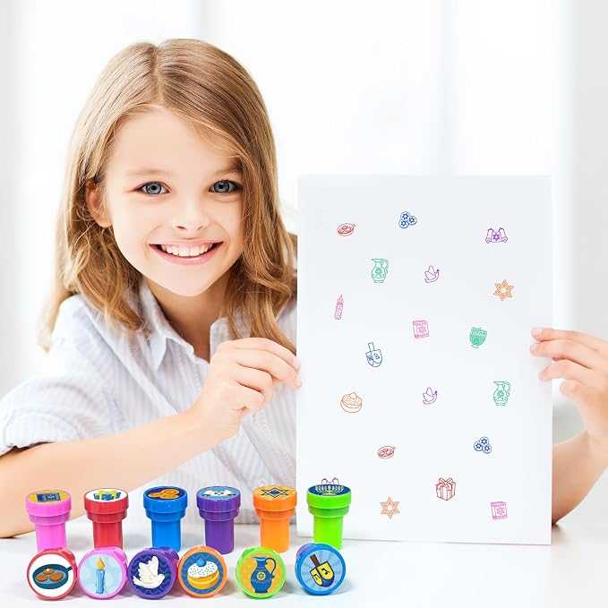 Cinrobiye 24 Pcs Hanukkah Stampers Party Favor Set, Cute Jewish Holiday Stamps for Kids Hanukkah Celebration, Classroom Rewards, Goody Bag Fillers, Holiday Party Supplies