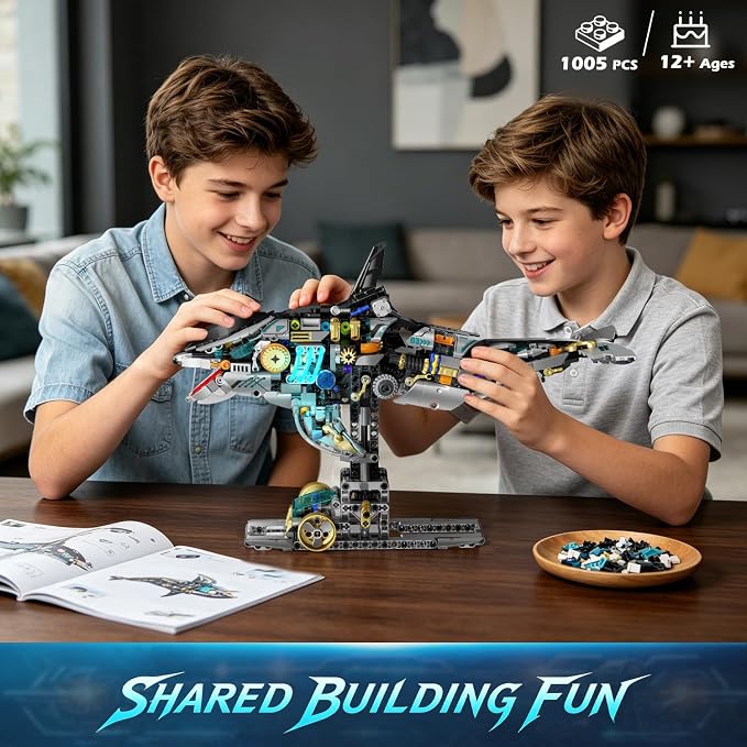 INSOON Mechanical Orca Building Set STEM Toy with LED Light for Boys 12+ | Interactive Whale Building Block with Crank Mechanism, Ocean Animal Model Christmas Birthday Gift for Teens Adults(1005 PCS)
