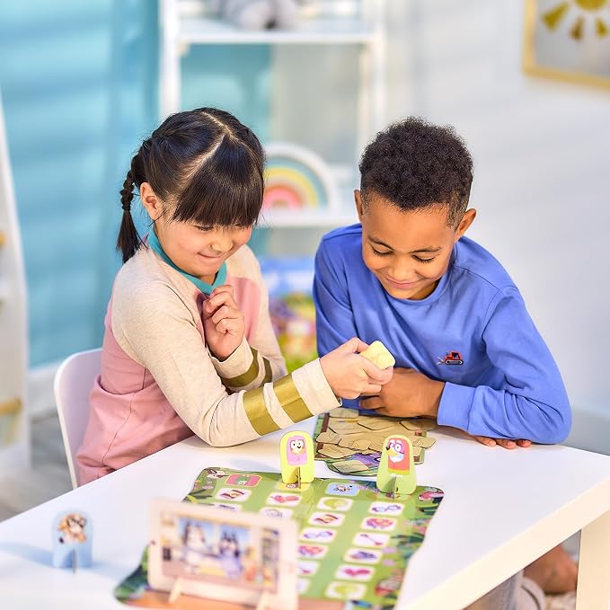 Bluey Grannies Game, A Granny Game Where You Collect Grannies' Items Like Glasses and Walking Sticks, Race to Be The First to Call Nana and Start A Flossing Party, for Ages 3+ for 2-4 Players