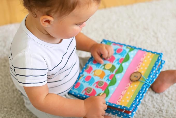 Urban Zoologie Quiet Book - 8 Pages of Safari Animal adventures Baby sensory activity, Handmade by TomToy