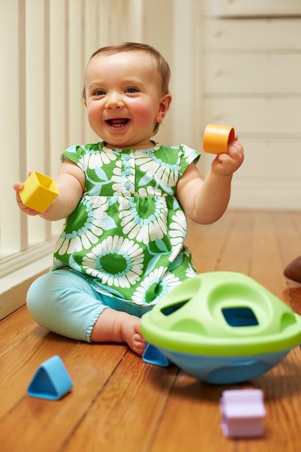 Green Toys Shape Sorter, Green/Blue - 10 Piece Motor Skills, Shape Categorization Kids Toy. Safe for Babies and Toddlers. No BPA, PVC. Dishwasher Safe, Recycled Plastic, Made in USA.