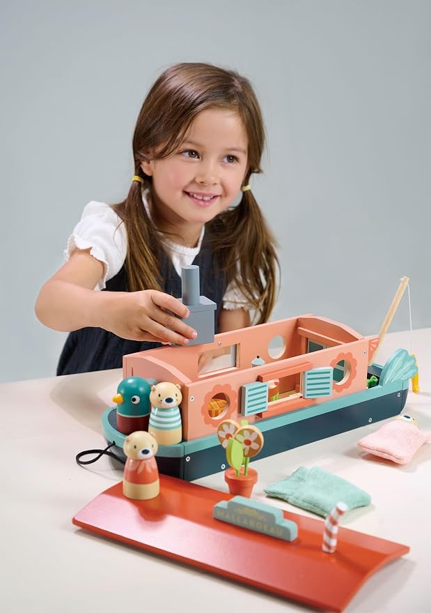 Tender Leaf Toys - Little Otter Canal Boat - 23 Pcs Furnished Wooden Boat Toy with Removeable Roof and Animal Figures - Gender-Neutral Open-Ended Play Set for Story Telling - Age 3 +