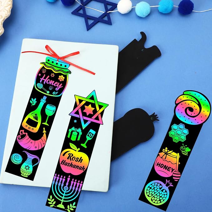 JUNEBRUSHS Rosh Hashanah Scratch Art Bookmarks 30 Pack Jewish New Year Scratch Cards Rosh Hashanah Crafts for Jewish Activities Rainbow DIY Gifts Party Supplies
