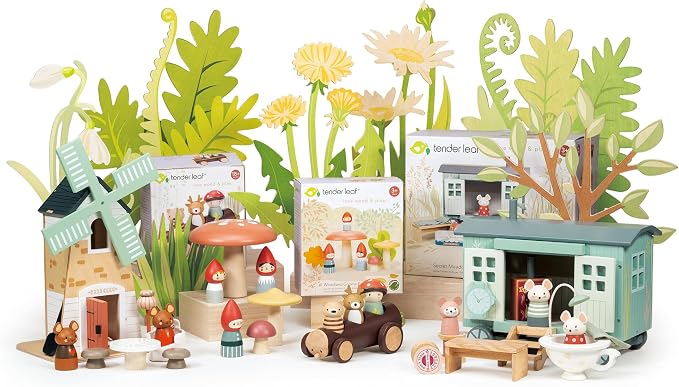Tender Leaf Toys - Timber Taxi - Wooden Log Shaped Push Vehicle with 3 Removeable Characters - Open-Ended Play Toy, Explore Role-Play and Imagination for Boys and Girls - Age 18m+