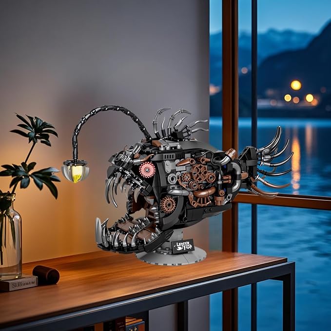 Mechanical Angler Fish Building Block Set - STEM Toys for Boys & Girls 8-14+, Deep Sea Ocean Creature Kit, Home/Office Decor with Light, Great Gift for Kids & Adults(1038+Pieces)