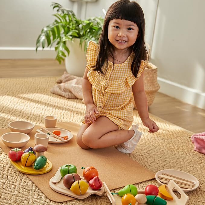 PlanToys® Wooden Assorted Vegetable Set Montessori Play Food for Toddlers | tomato, mushroom, shallot, pepper, cucumber, fruits and vegetables toys, girls, boys, fine motor role play social gift set