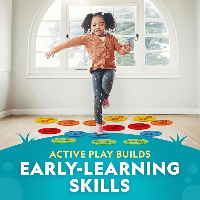 National Geographic Kids Wild Movers Animal Activity Game for Toddlers | Animal Movement Game, Dice and Landing Pads, 4 Ways to Play, Active Preschool Play, Play & Learn Cards, Ages 3+