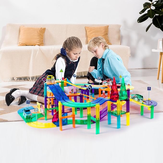 PicassoTiles 150 Piece Race Car Track, Magnetic Building Set with 4 Cars 3+ | BPA-free plastic, screen-free STEM fun, sharpens hand-eye motor skills, expands into full-size collections, smooth safe edges