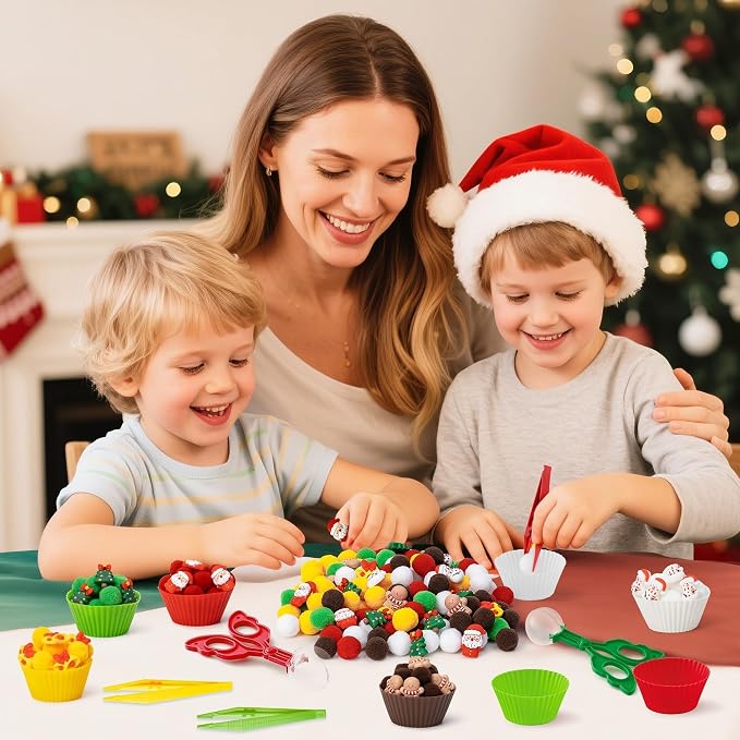 Christmas Sensory Bin Fillers, 266Pcs Fine Motor Toy Set | Counting Sorting Toys, Preschool Education Activities, Christmas Gift for Kids, Plastic Bead with Santa Claus Cup Clip
