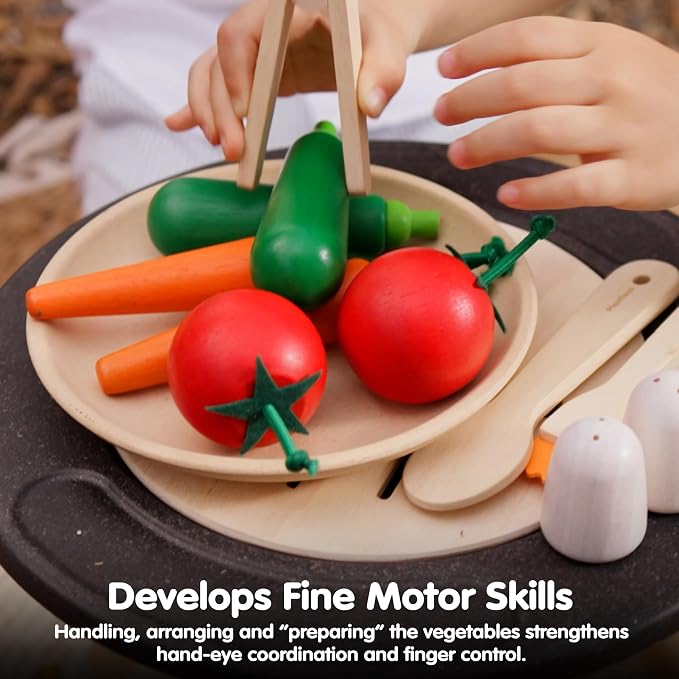 PlanToys® Wooden Fresh Produce Set Carrots, Zucchinis & Tomatoes Kids Toy | slicing, wooden knife, fruits and vegetables toys, girls, boys, montessori pretend food fine motor gift preschool learning