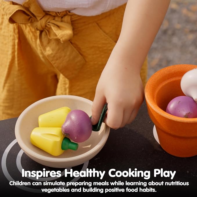 PlanToys® Wooden Fresh Produce Radishes, Garlic & Bell Peppers Kids Set | slicing, knife, fruits and vegetables toys, pretend food, girls, boys, fine motor role play imaginative social gift set fun