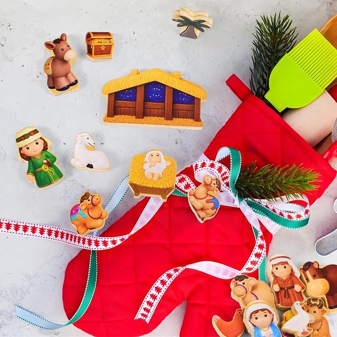 Kathfly 36 Pcs Wooden Community Helpers Nativity Scene, Career Figures Toy | Multicultural Career Blocks for Social Emotional Learning, Creative Play Figures, Preschool Classroom Teaching Wooden Set