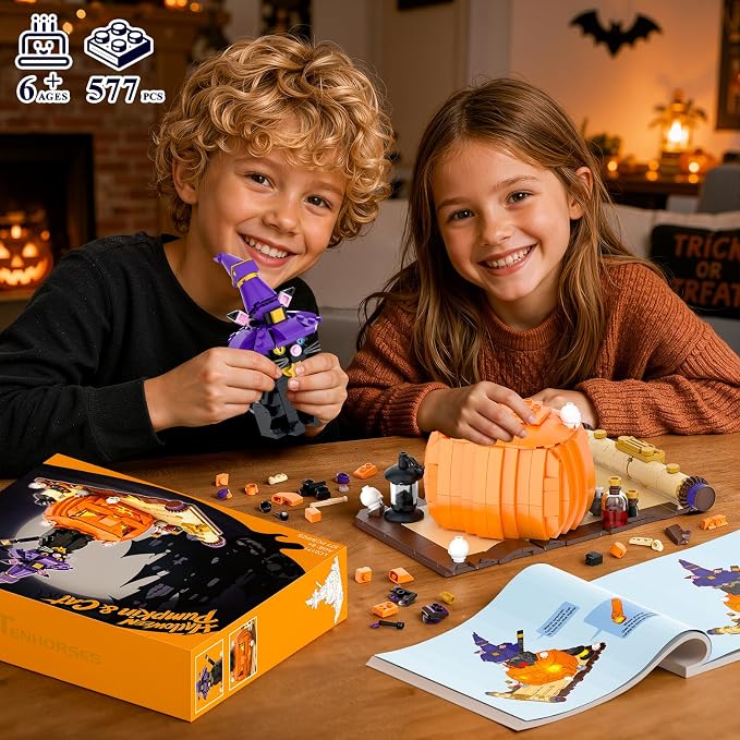 Halloween Pumpkin Witch Black Cat Building Set with Light for Kids | Cute Magic Cat with Pumpkin & Witch Hat Model Home Decor, Halloween Christmas Gift For Adults, Boys & Girls 6+, 577PCS