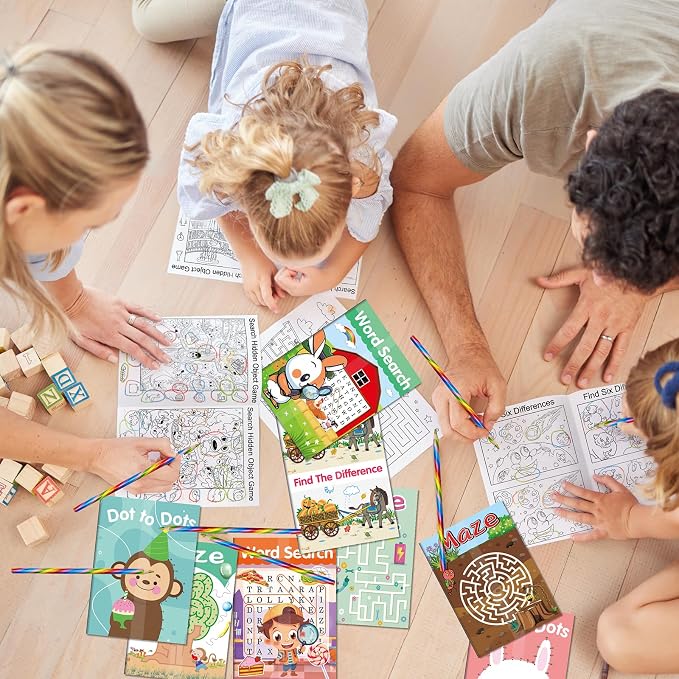 Elfew 20 Pack Activity Books Party Favors Set for Kids Ages 4-8 8-12 | 20 Colored Pencils & Gift Bags, Bulk Small Puzzles Books for Birthday Gift, Classroom Rewards, Party Goodie Bags Stuffers