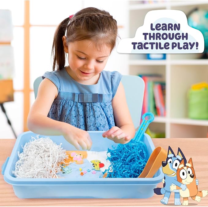 Official Bluey Seek & Find Sensory Bin, Ready-to-Use Sensory Toys, Sensory Bin for Kids with Lid, Play Sand, Scoops & Tongs, Exclusive Toys for Toddlers 3-4