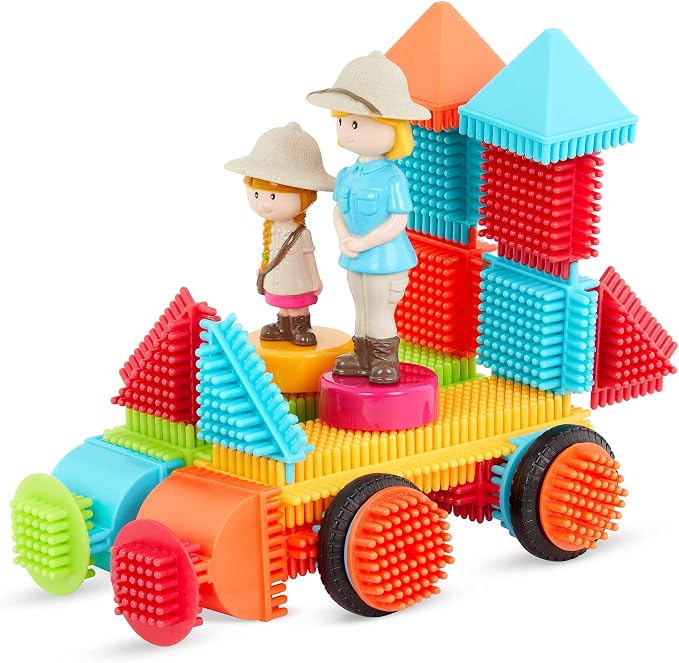 Battat Bristle Blocks Safari Adventure Carrying Case, 85-Piece Set, Playset | Interlocking building blocks with toy characters, a little dog, and reusable carry case for storage and travel, 2+ Years