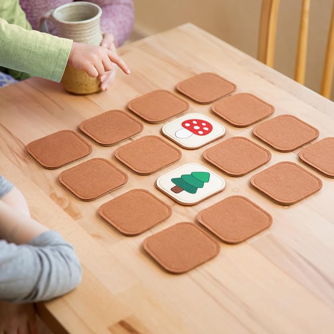 Felt Matching Game for Ages 2–4 – Soft and Safe for Ages 1+ – Montessori Memory Game – Sensory Flash Cards – Best Educational Gift for Ages 1–3 - Woodland Animal Theme