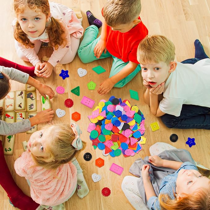 Taiyin 200 Pcs Big Bright Buttons Craft 1.2 Inch Kids Vivid Colors Large Buttons Plastic Assorted Cute Shape Colorful Toys for Arts, Crafts DIY Projects