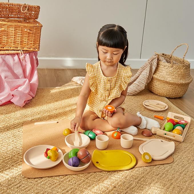 PlanToys® Wooden Assorted Vegetable Set Montessori Play Food for Toddlers | tomato, mushroom, shallot, pepper, cucumber, fruits and vegetables toys, girls, boys, fine motor role play social gift set