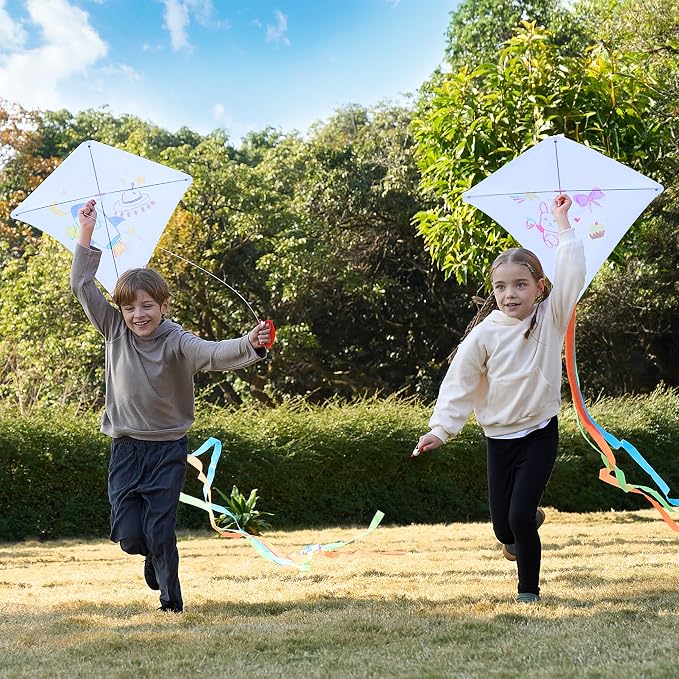 SYNCFUN 6 Packs DIY Kites for Kids with 10 Color Markers, Kids Making Craft Kits Bulk, Decorating Coloring Party Pack, Beach Kite Easy to Fly for Outdoor Games and Activities
