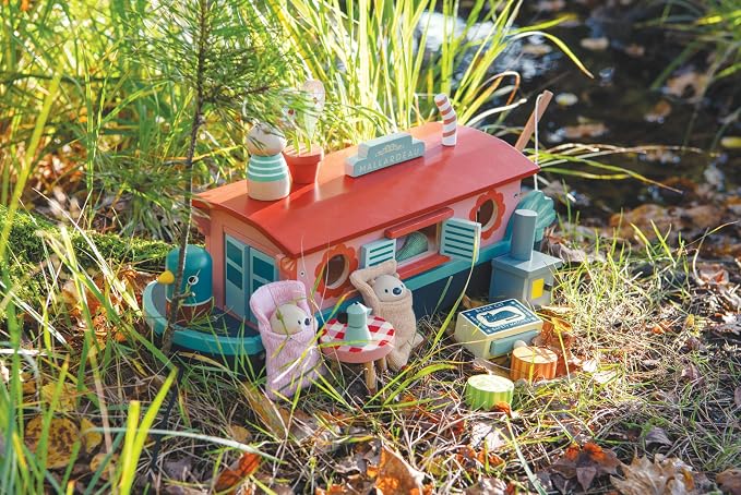Tender Leaf Toys - Little Otter Canal Boat - 23 Pcs Furnished Wooden Boat Toy with Removeable Roof and Animal Figures - Gender-Neutral Open-Ended Play Set for Story Telling - Age 3 +